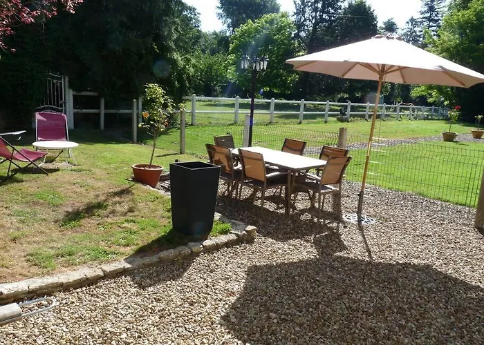 Holiday home Domaine De Valmeray Airan